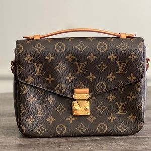 Louis Vuitton, Bags, Like New Artsy Angelina Jolie Louis Vuitton Bag  Leather Empreinte